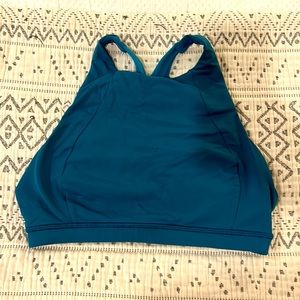 Lululemon Free to be Serene Sports Bra
